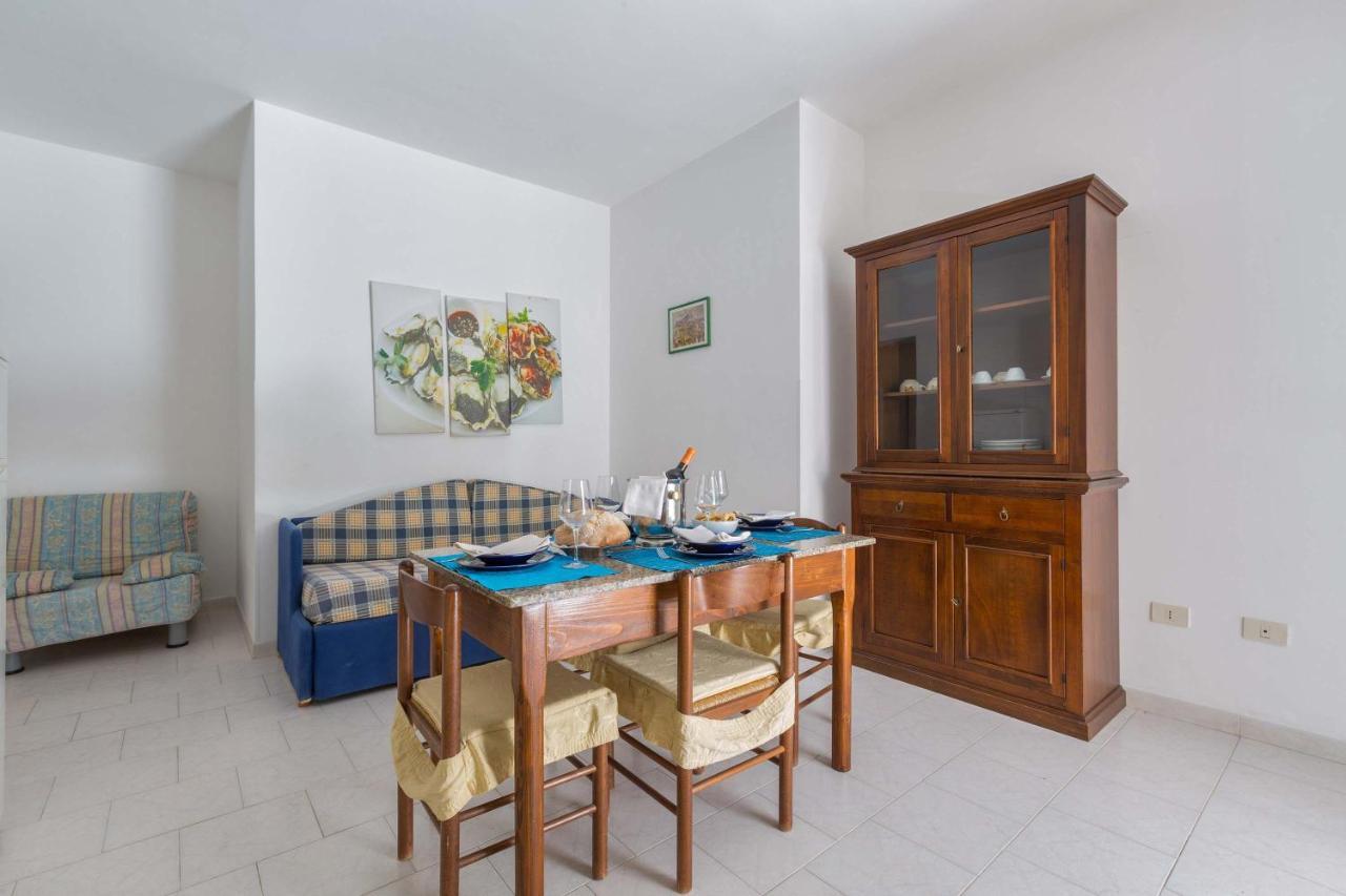 Il Bacio Del Sole By Barbarhouse Apartment Vieste Exterior photo