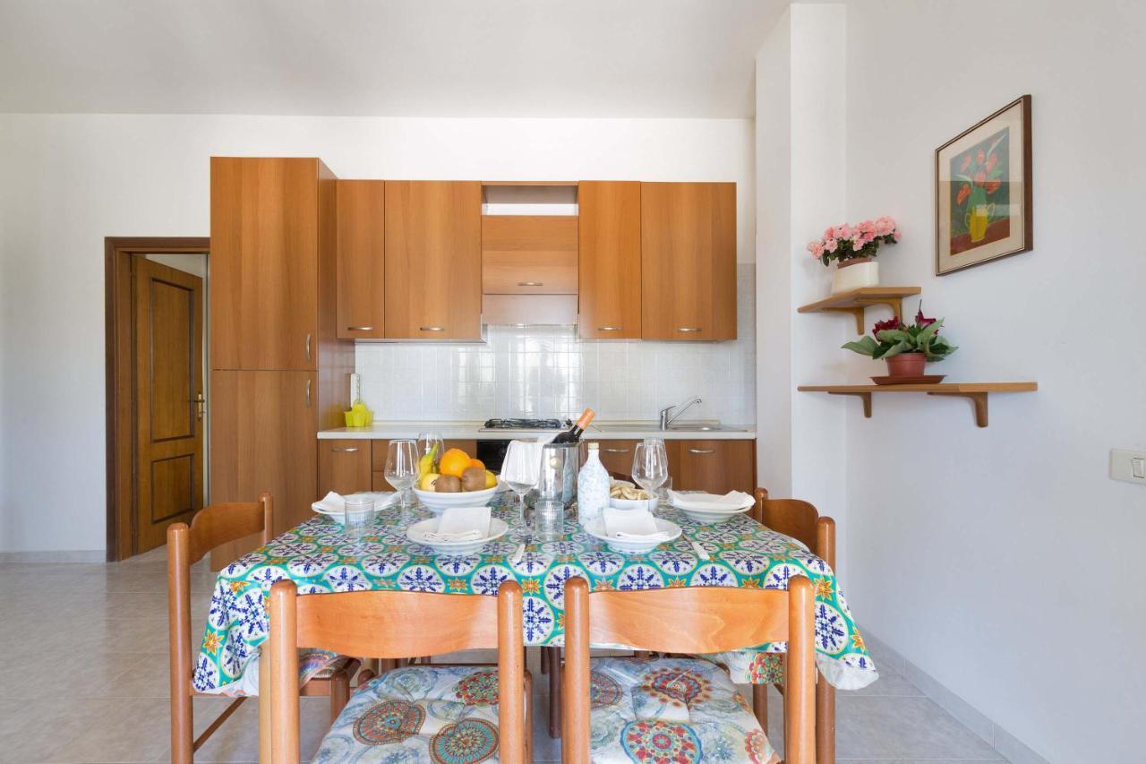 Il Bacio Del Sole By Barbarhouse Apartment Vieste Exterior photo