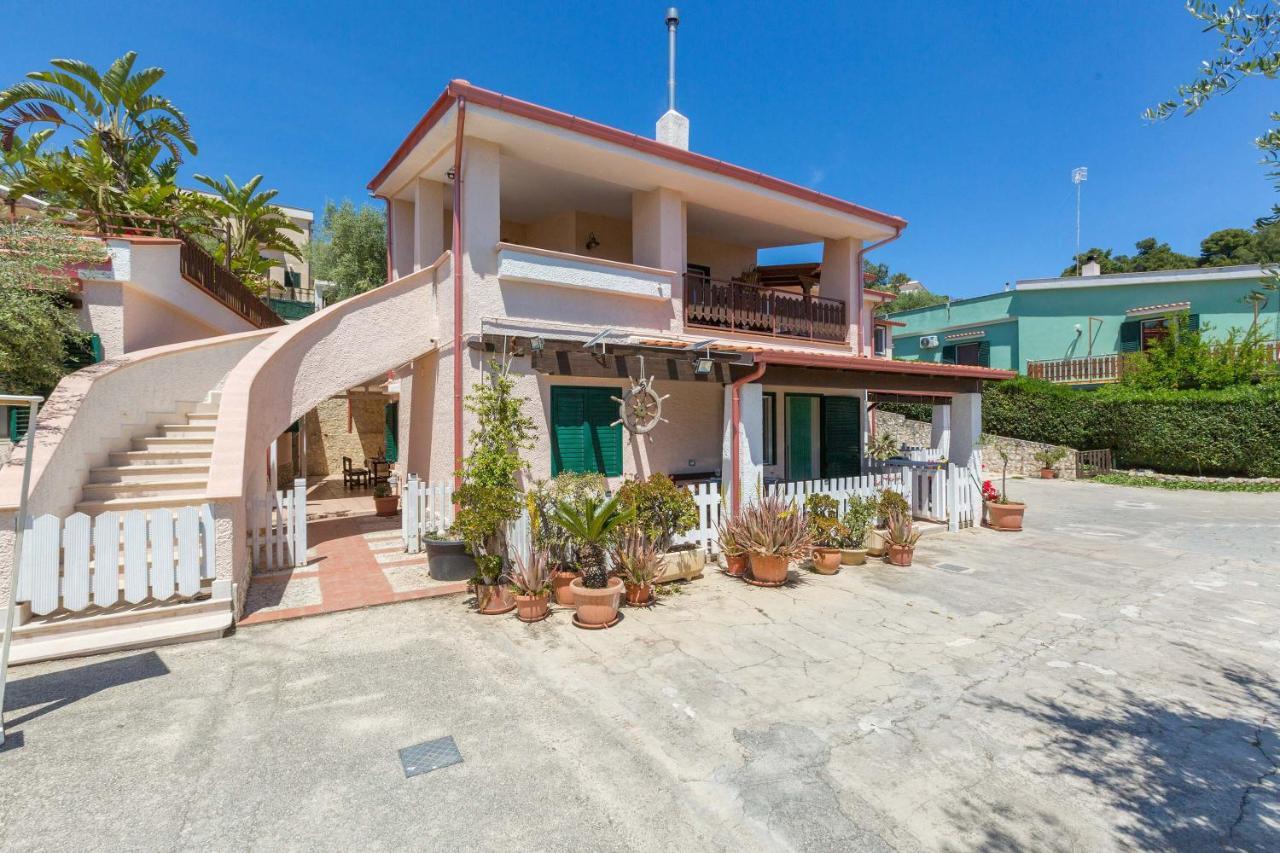 Il Bacio Del Sole By Barbarhouse Apartment Vieste Exterior photo